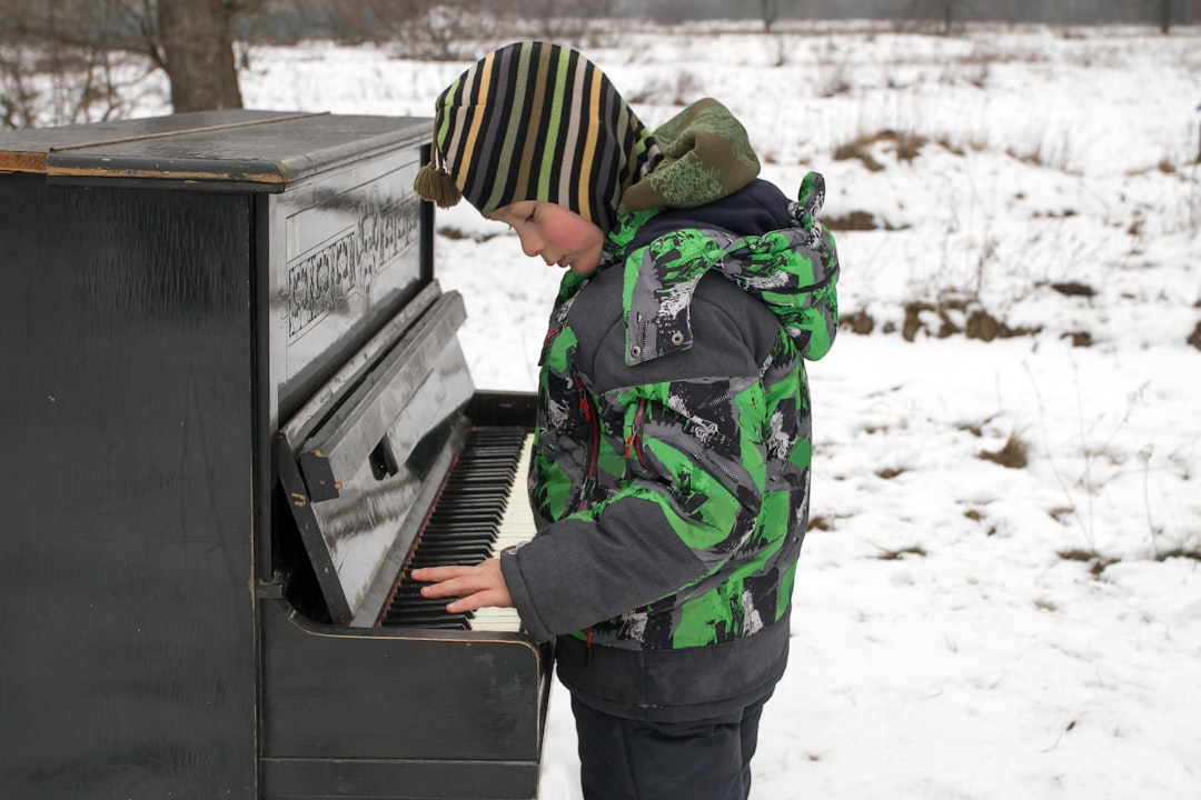 Emma performing at the Tune Town winter recital