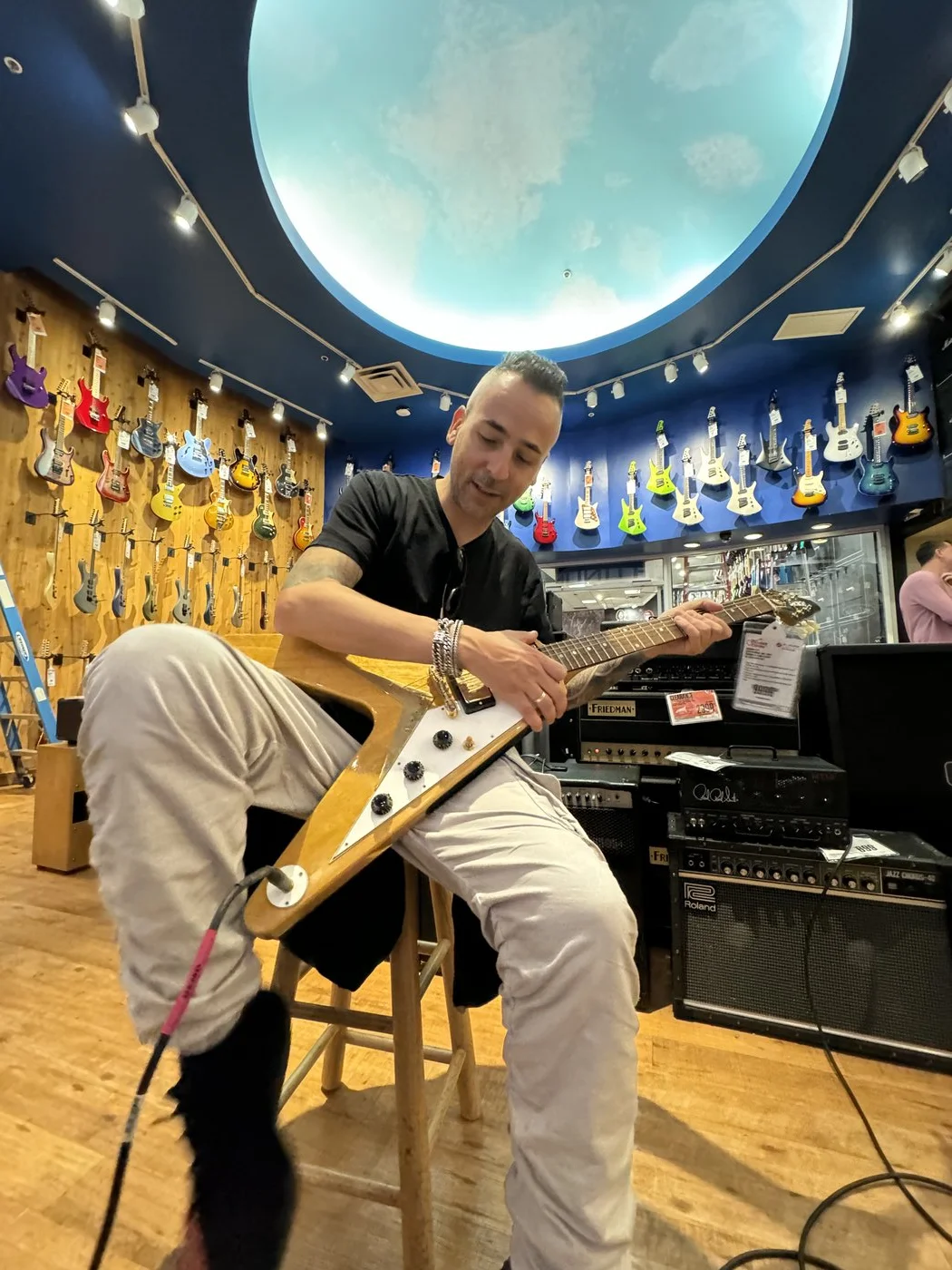 Guitar shop flyingv
